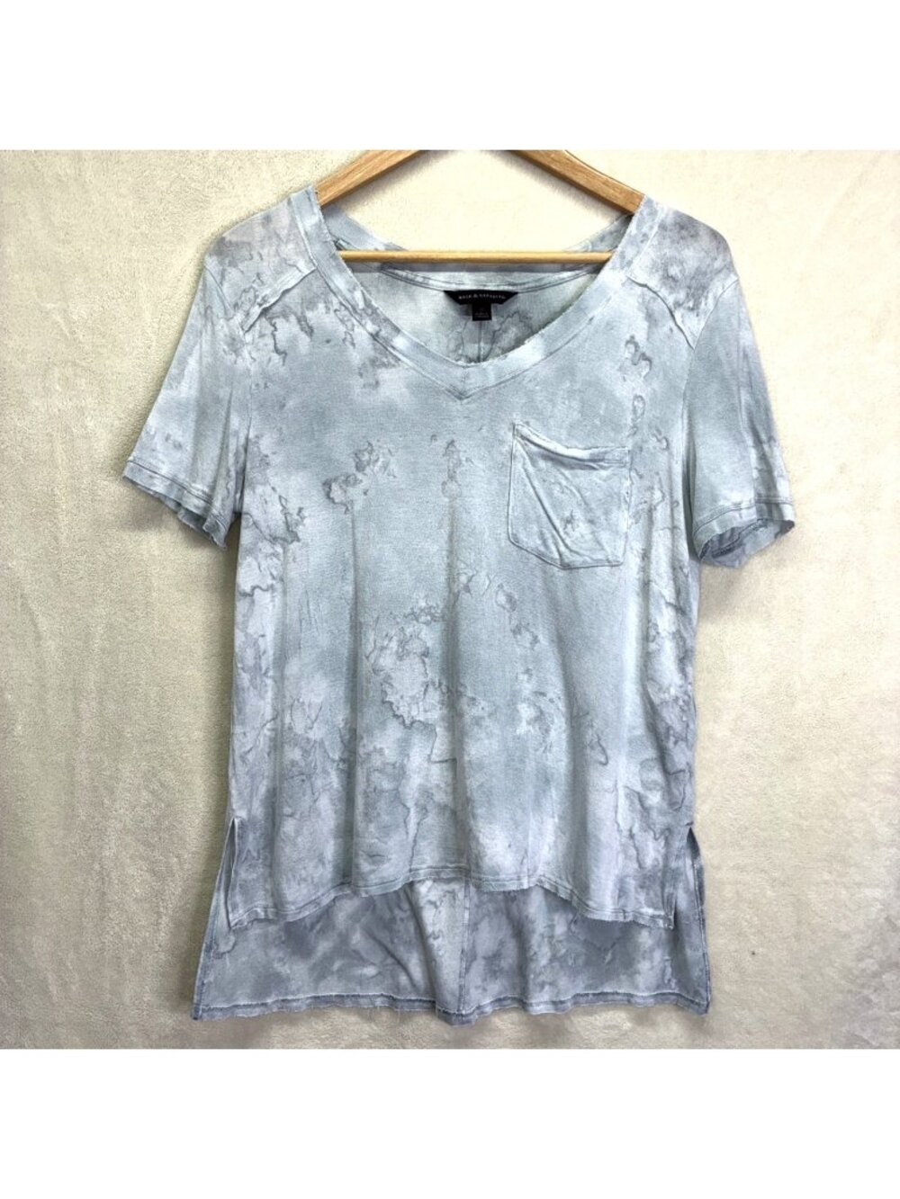Rock Republic Gray Short Sleeve V-Neck T-Shirt Tunic Raw Hems Stretchy Sz M #z